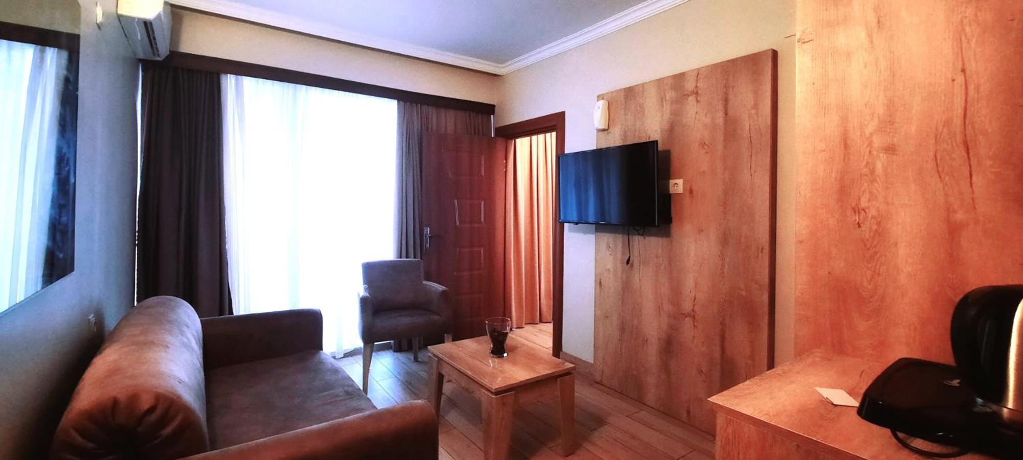 Ashtal Beach Hotel Batumi Exterior foto