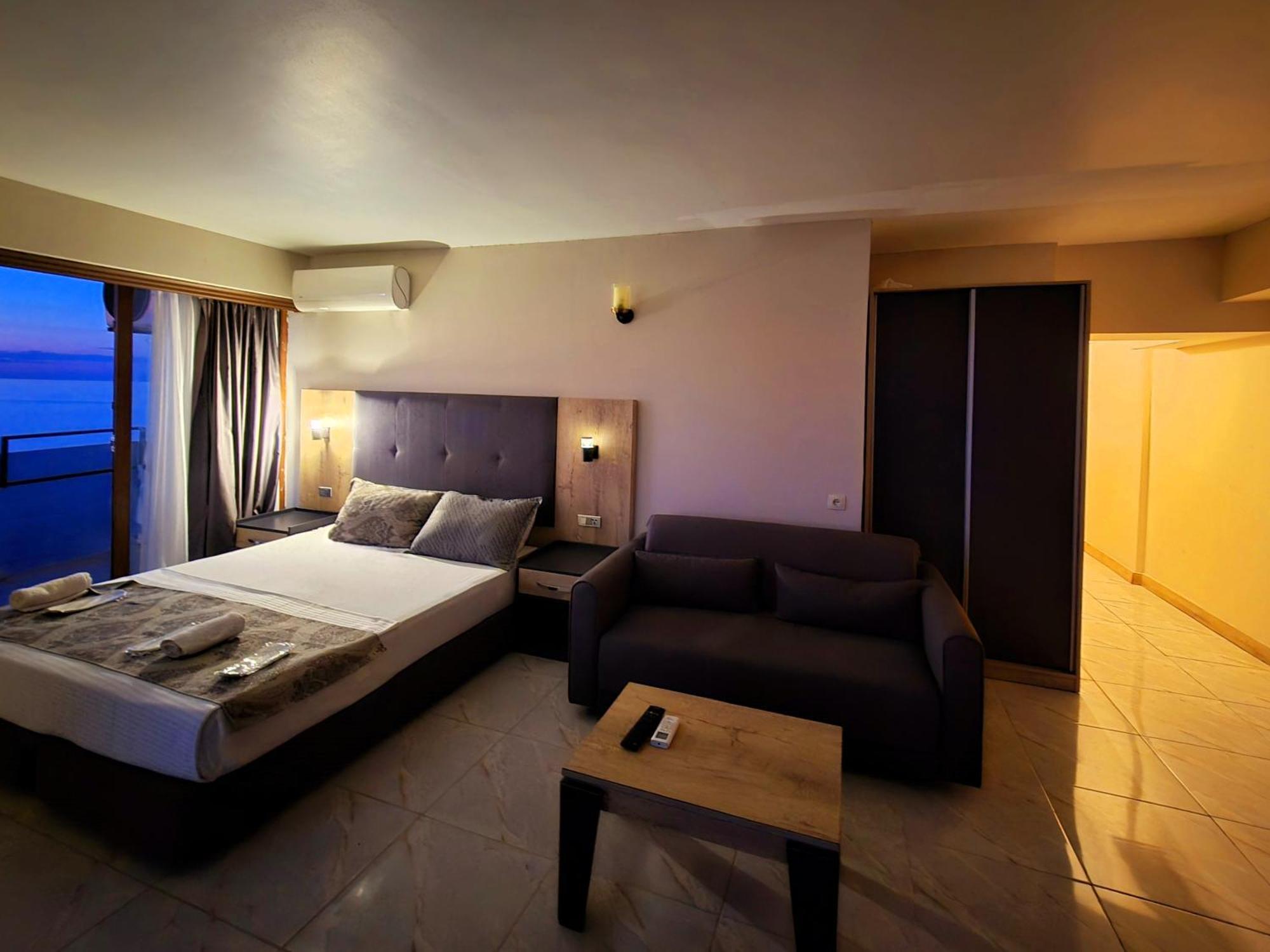 Ashtal Beach Hotel Batumi Exterior foto